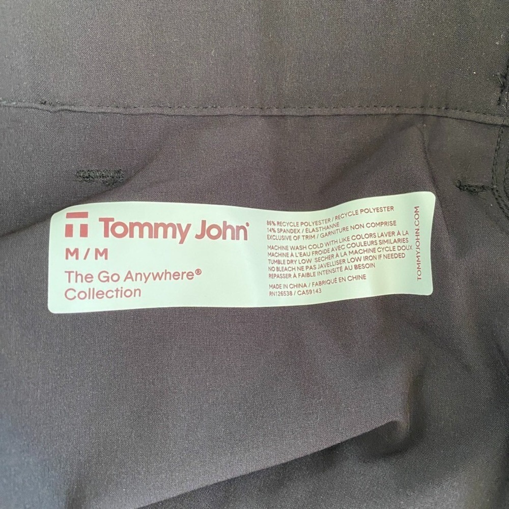 Tommy John Women's Medium Go Anywhere Short Black 4" Stretch Athletic Short - Picture 4 of 6